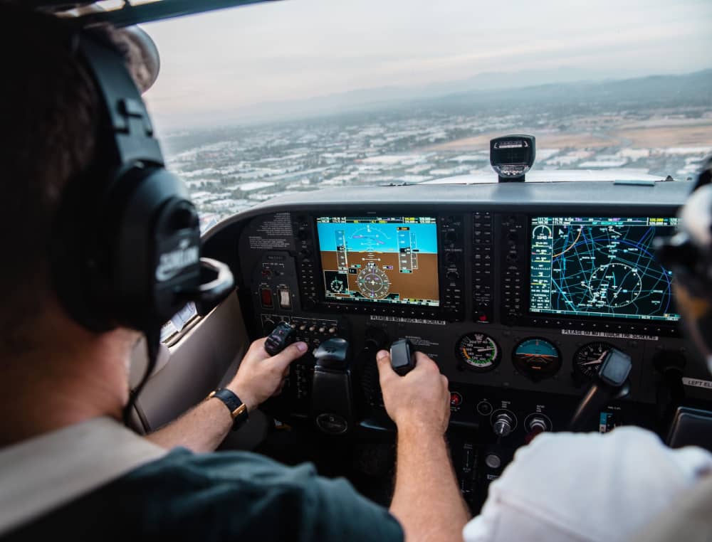 Why Choosing the Right Flight School is Crucial for Aspiring Pilots